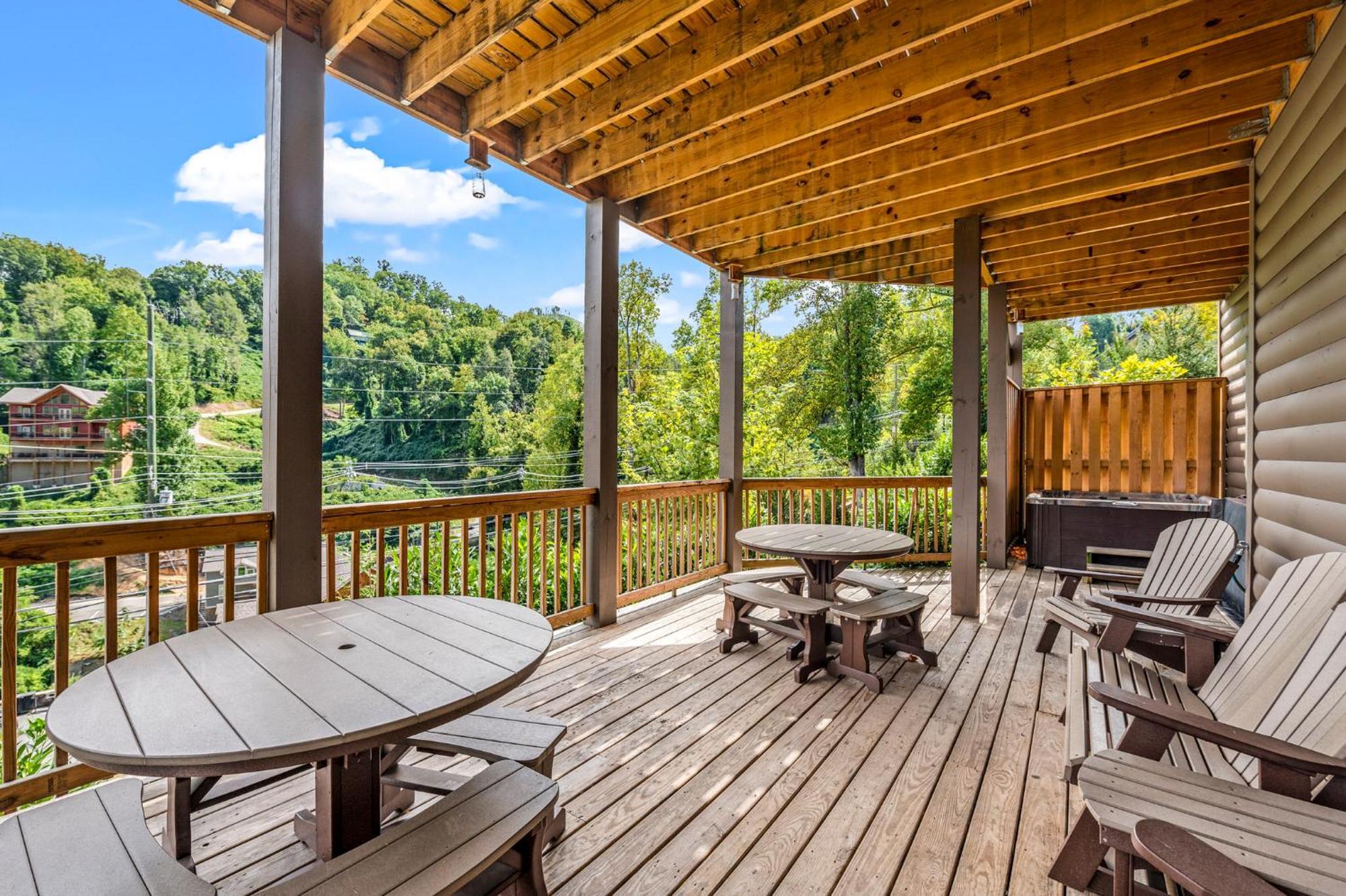 The Majestic Pine Retreat By Stony Brook Cabins Villa Gatlinburg Buitenkant foto