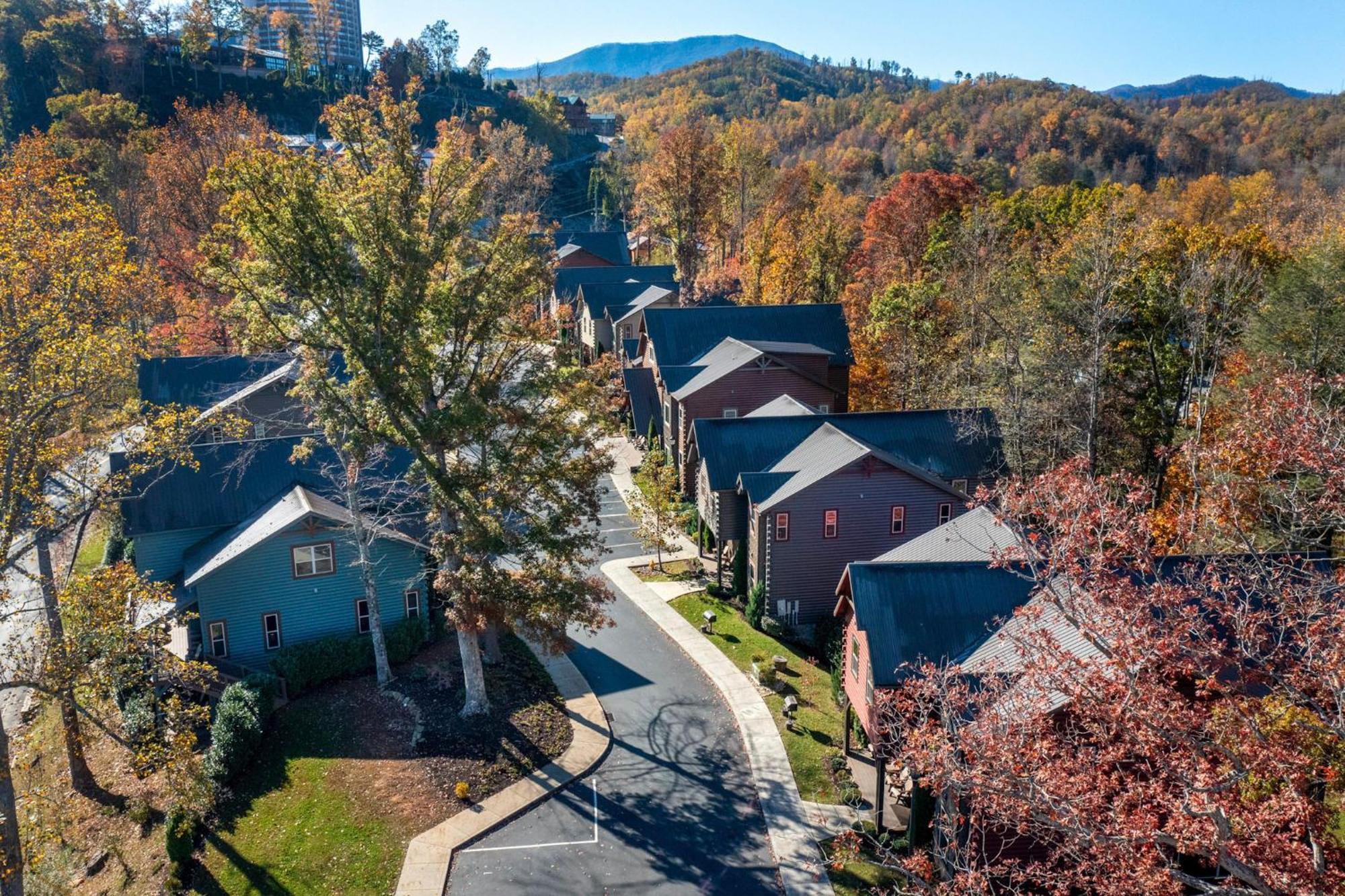 The Majestic Pine Retreat By Stony Brook Cabins Villa Gatlinburg Buitenkant foto